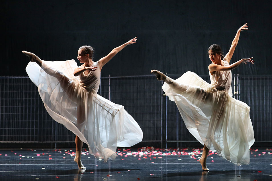 Anna Casasola Fontseca en Sana Sasaki in Pearl (foto Hans Gerritsen)