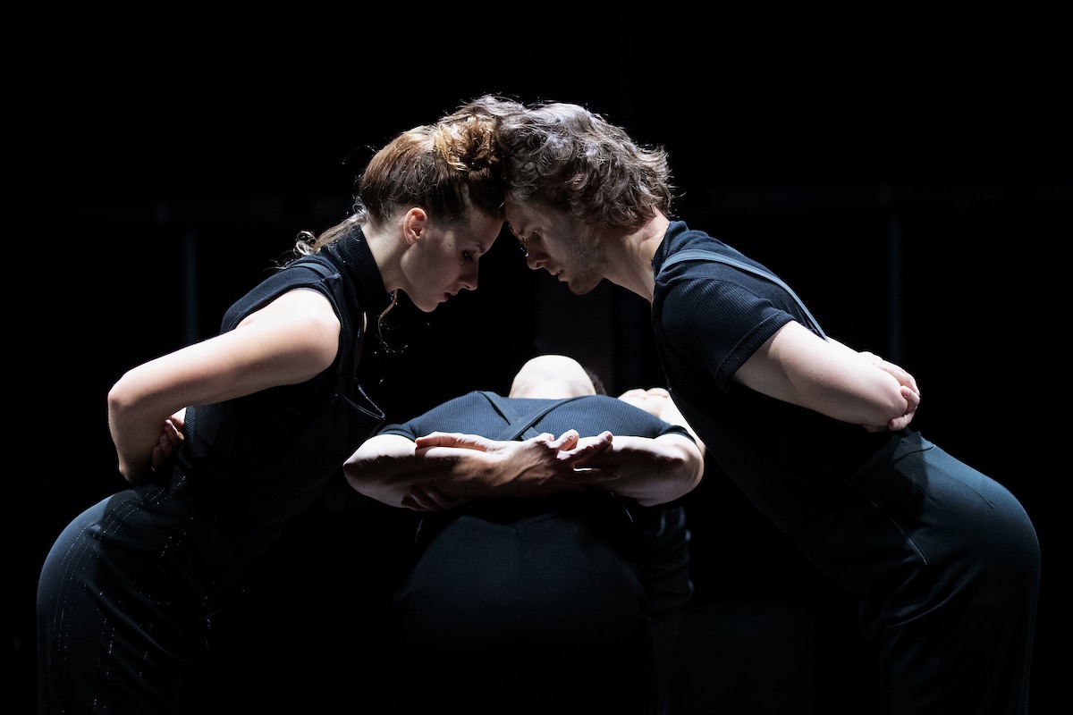 Dalma Doman in Carried Alive van Justin de Jager (foto Bas Czerwinski)