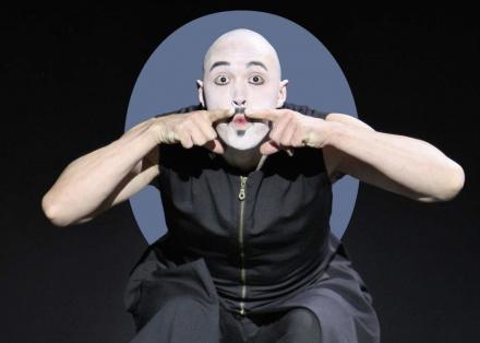 Holland en Le Chat Noir - foto Hans Gerritsen - dancer Mischa van Leeuwen