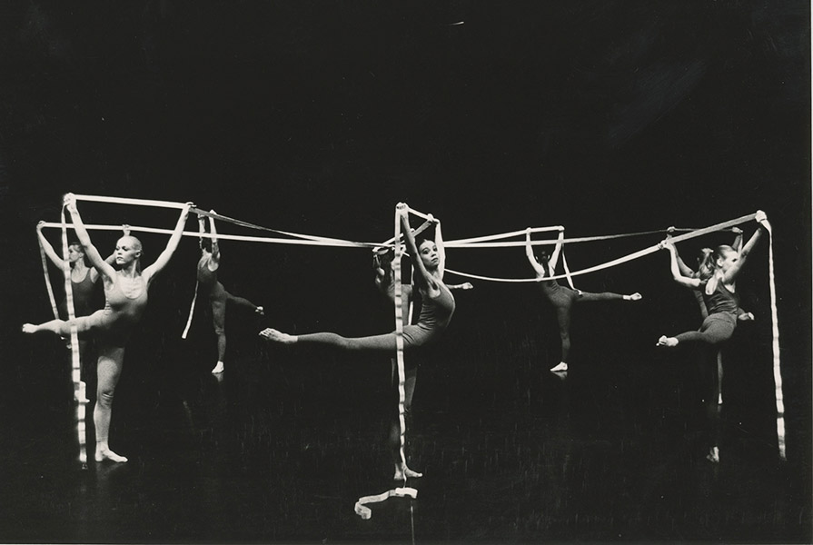 Carambole | choreografie Jose Guttierez (foto Jorge Fatauros)