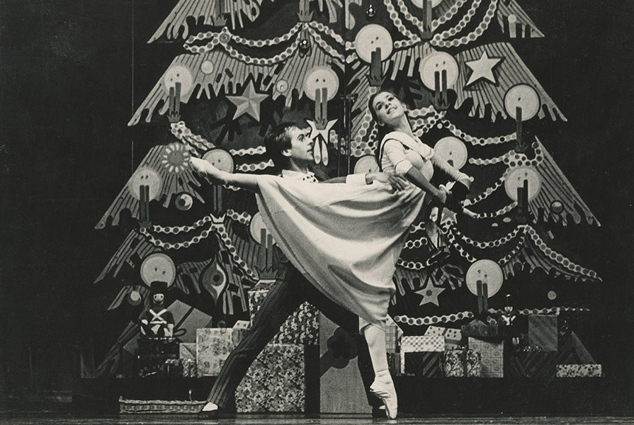 De Notekraker | choreografie Armando Navarro (foto Jorge Fatauros)