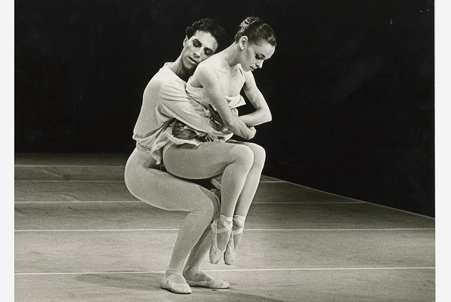 Halve symfonie | chorografie Armando Navarro (foto Jorge Fatauros)
